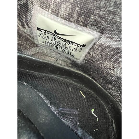 Nike LeBron 11 Blackout Anthracite 616175090 XI 11.5 - Picture 4 of 7